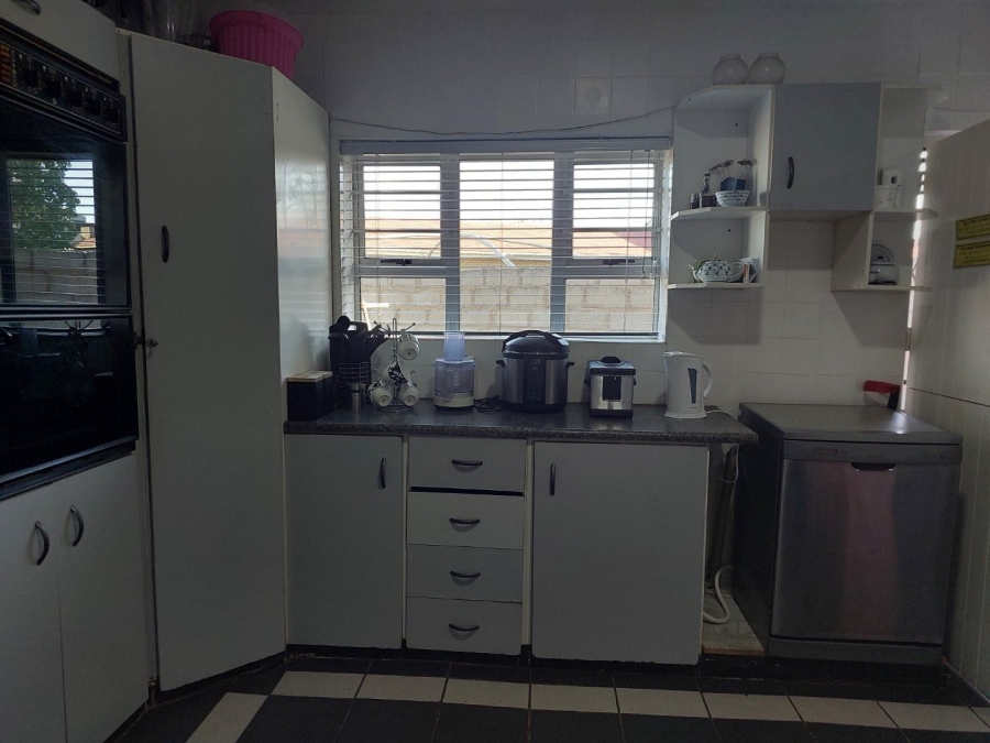 4 Bedroom Property for Sale in Thomas Gamble Eastern Cape